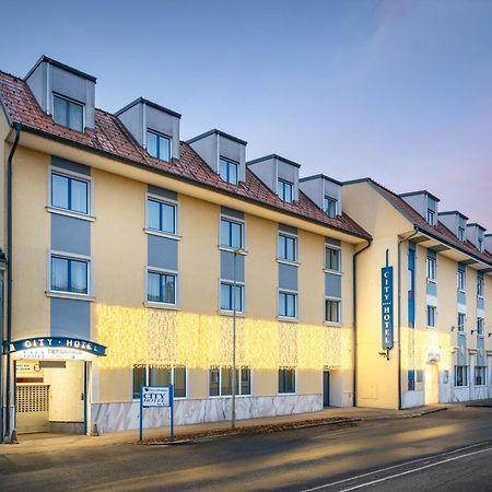 City Hotel Штокерау Екстер'єр фото